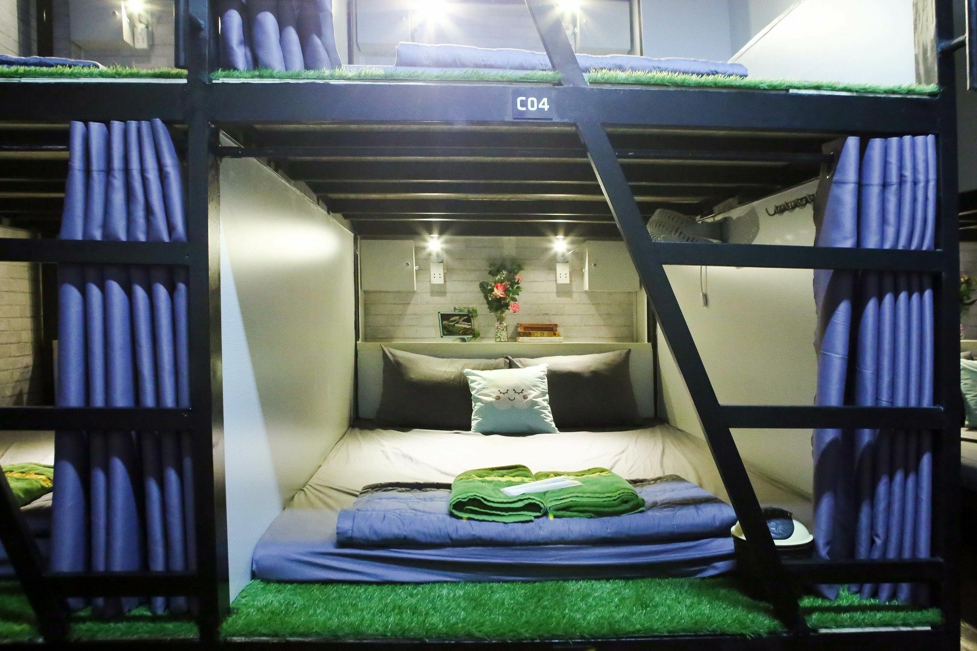 S Phuot Airport Hostel Хошимін Екстер'єр фото