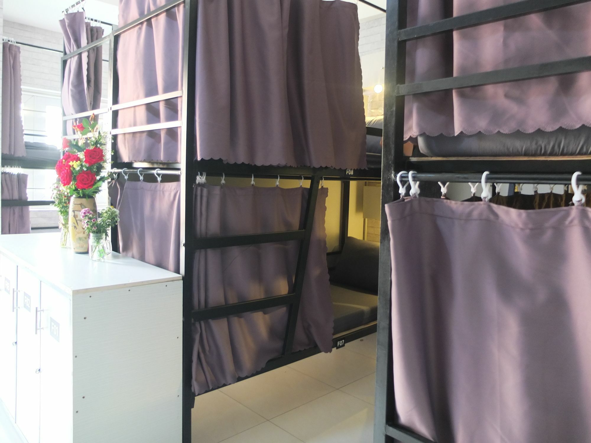 S Phuot Airport Hostel Хошимін Екстер'єр фото